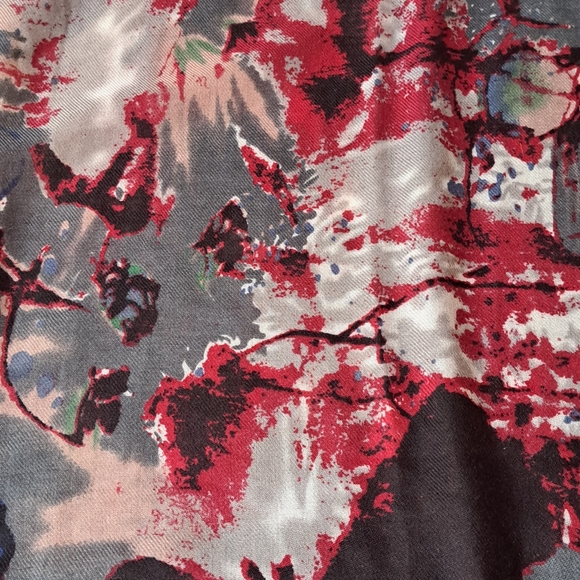 C'est Moi Large Abstract Infinity Scarf - Picture 5 of 7